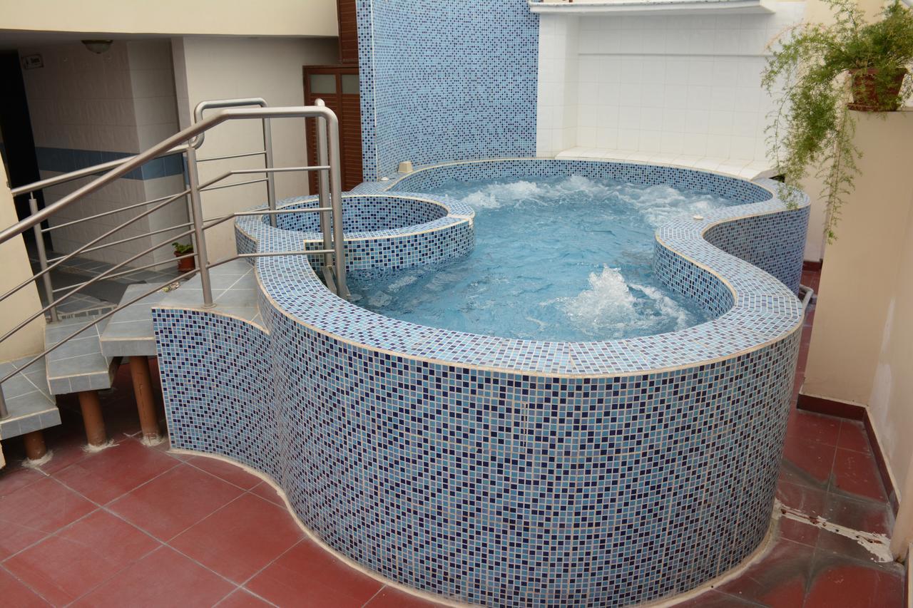 Hotel Elvita Spa Baños Buitenkant foto
